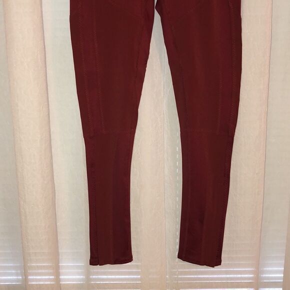 ๐๐๐๐โ๐๐๐๐๐๐ SMLย Movement Born to Run Legging inโTomato - Picture 10 of 16